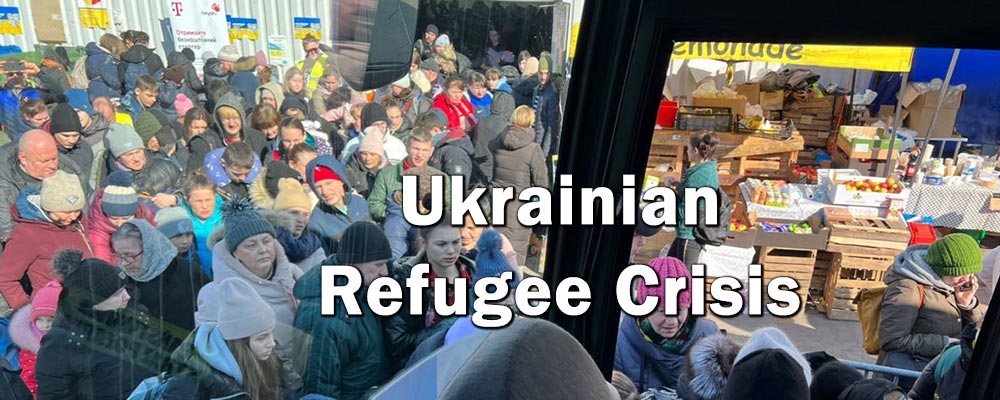 Ukranian refugees with bus drivers